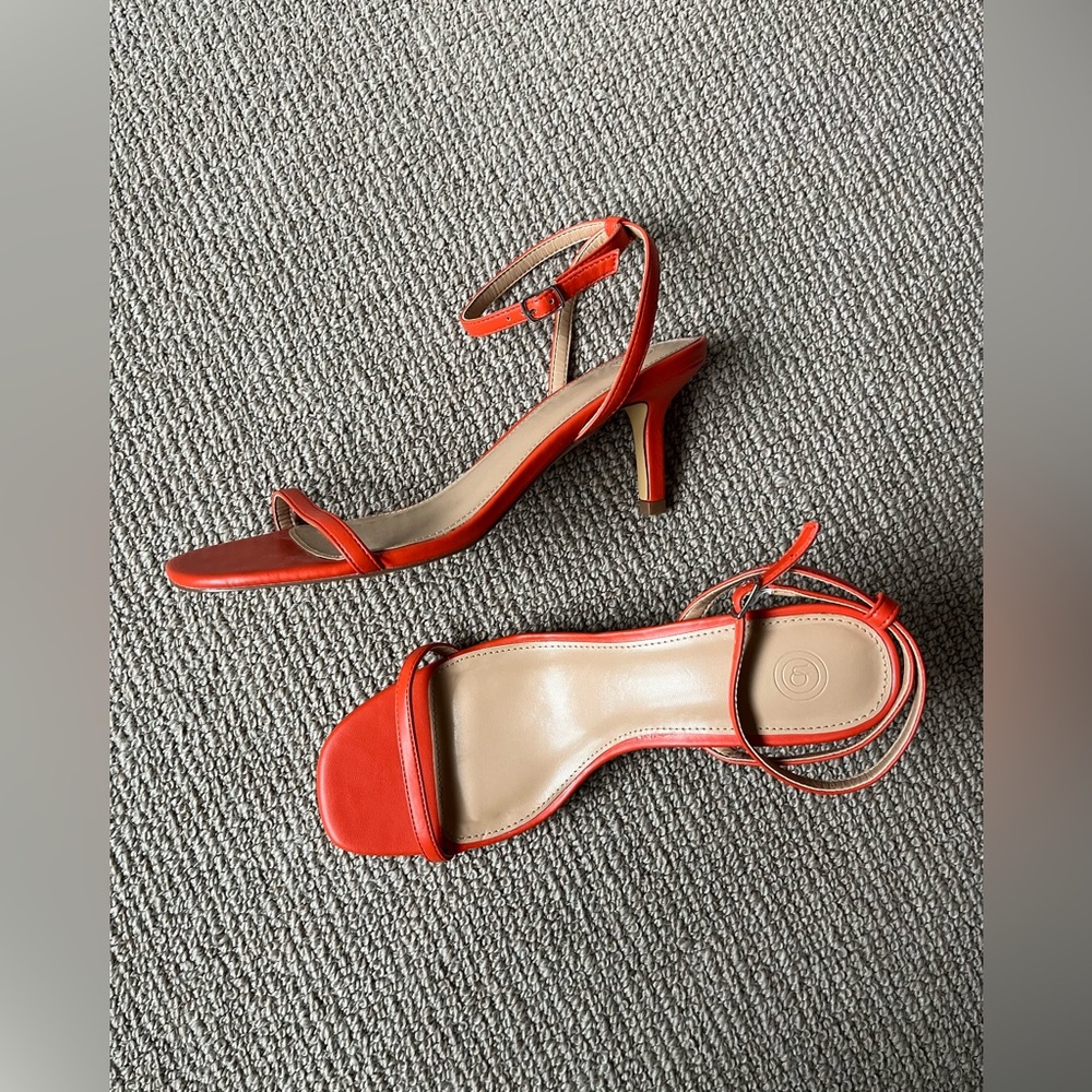 URBAN OUTFITTERS Orange Strappy Short Heels